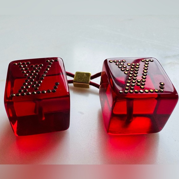 LOUIS VUITTON Red Lucite Dice/Cube Hair Ties Ponytail Holders Pair - Picture 5 of 5